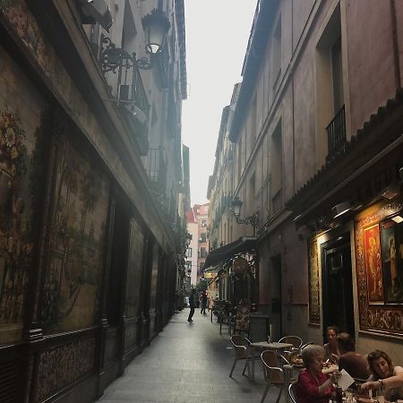 El Botones - Puerta Del Sol Apartman Madrid Kültér fotó