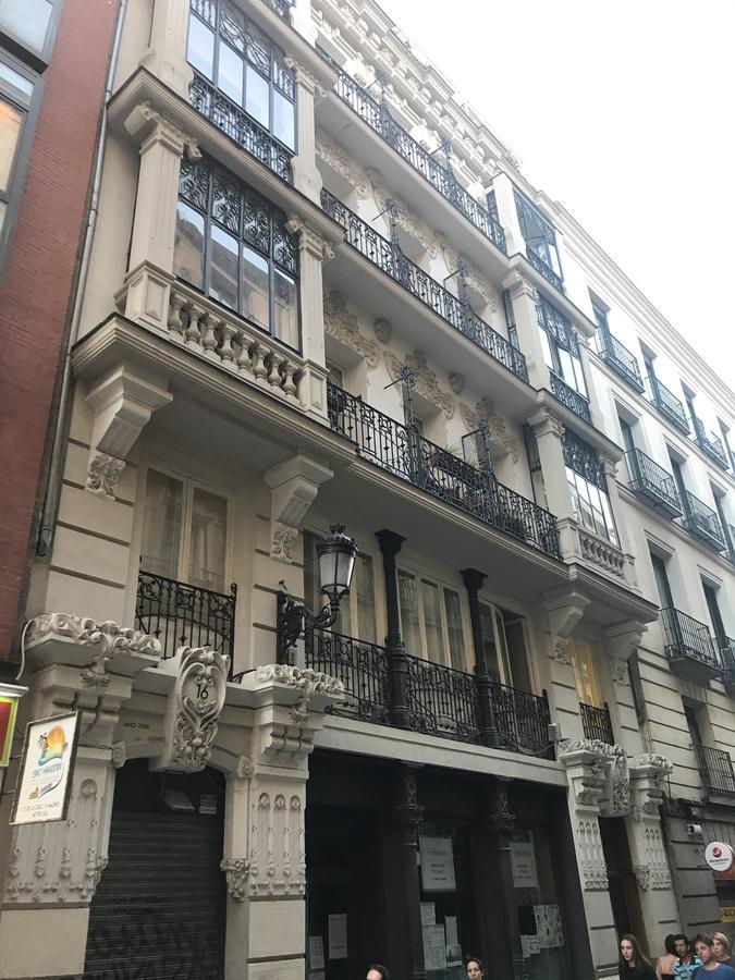 El Botones - Puerta Del Sol Apartman Madrid Kültér fotó