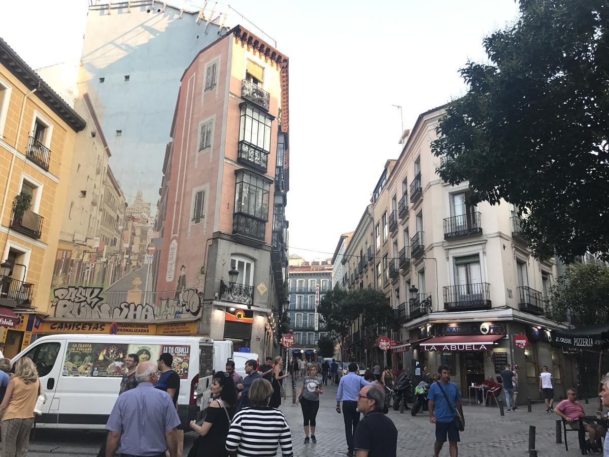 El Botones - Puerta Del Sol Apartman Madrid Kültér fotó